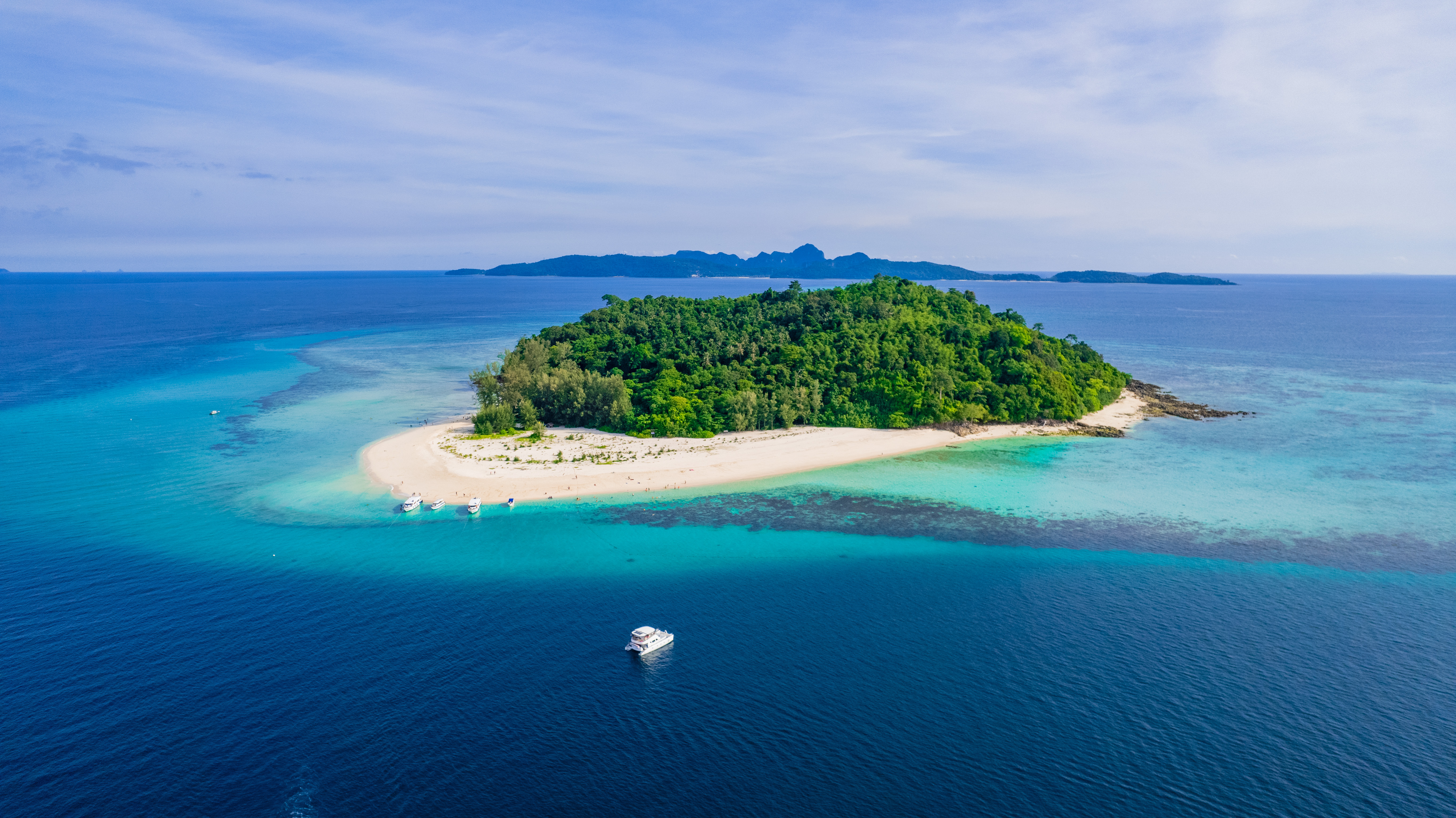 ONE DAY TRIP PHI PHI ISLAND-BAMBOO ISLAND