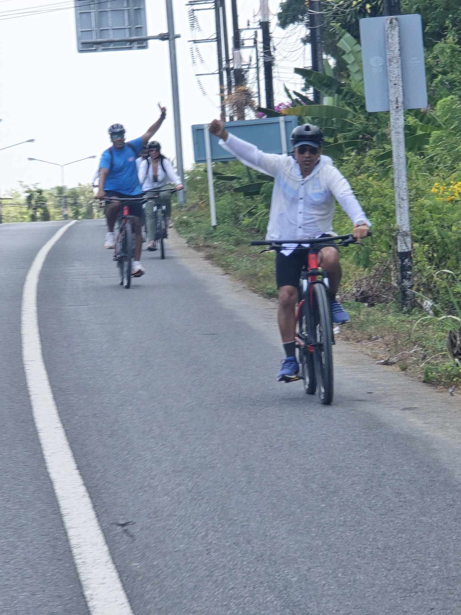 HALF-DAY COUNTRYSIDE CYCLING TOUR
